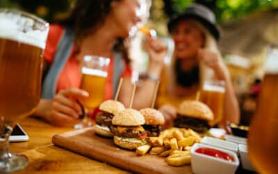 Cool Summer Sunsets and Savory Bites: Perfect Pairings for Outdoor Dining